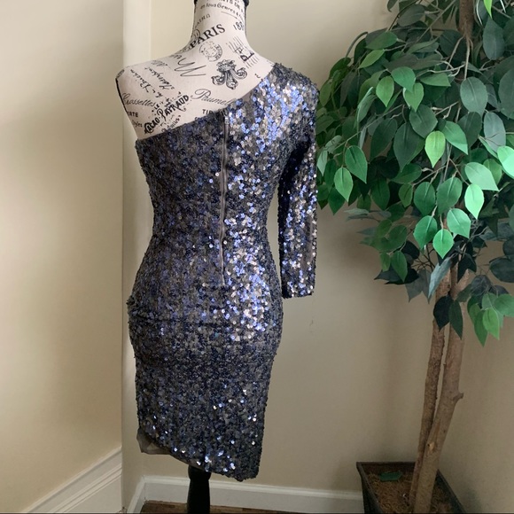 Alice + Olivia Nicky Sequin One-Shoulder Asymmetrical Dress Gray Sz 0 - Picture 9 of 16